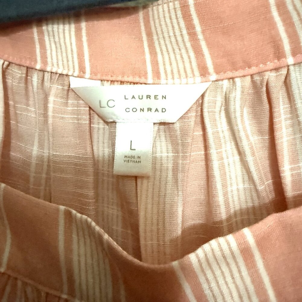 Laura Conrad TOP- L - Picture 3 of 3